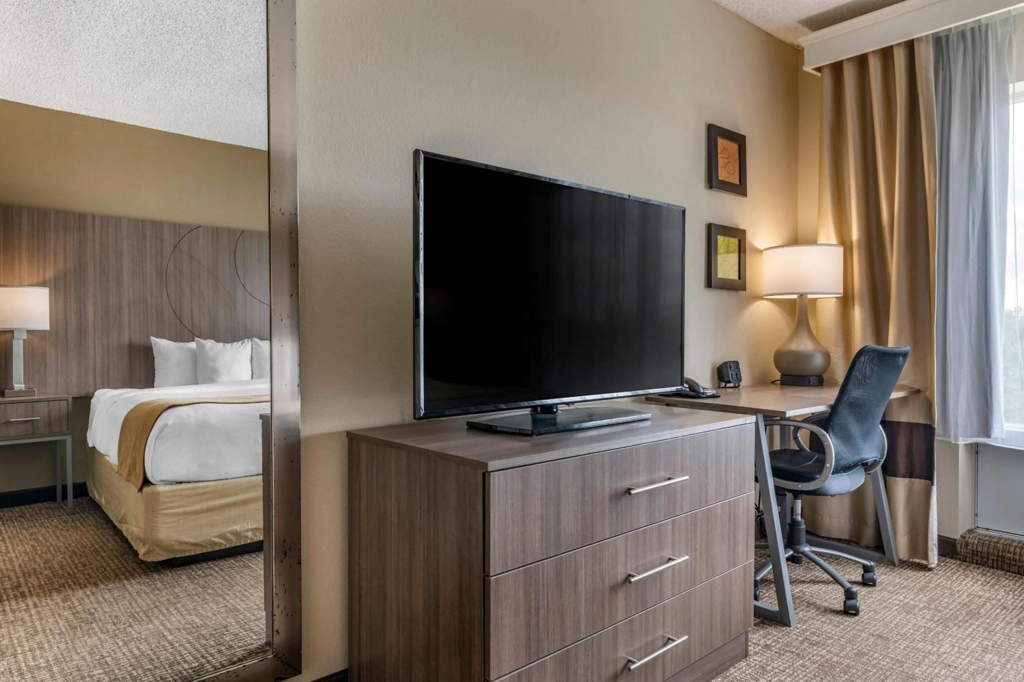 Comfort Suites Sawgrass Tamarac Exterior foto